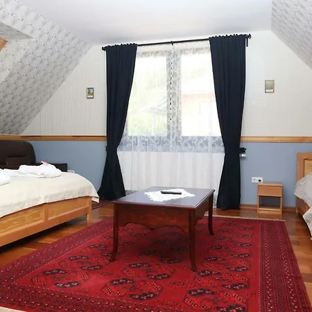 Guest house Sasfeszek Vendeghaz Zirc